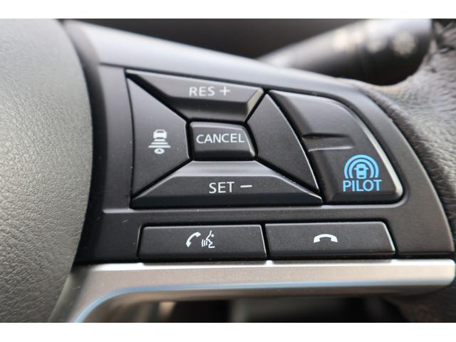 セレナ ハイウェイスターＶ　４ＷＤ　ドライブレコーダー　ＥＴＣ　全周囲カメラ　ナビ　ＴＶ　クリアランスソナー　オートクルーズコントロール　衝突被害軽減システム　両側電動スライドドア　オートライト　ＬＥＤヘッドランプ　スマートキー（5枚目）