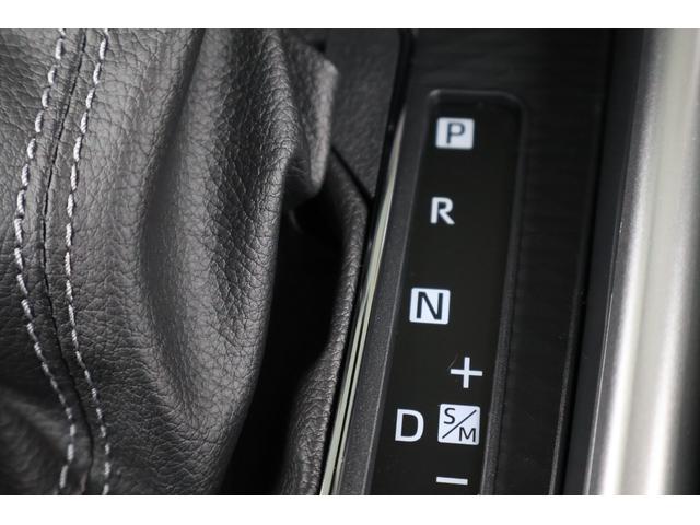 ライズ Z 4WD バックカメラ クリアランスソナー オートクルーズコントロール レーンアシスト 衝突被害軽減システム TV オートライト LEDヘッドランプ アルミホイール スマートキー アイドリングストップ(10枚目)