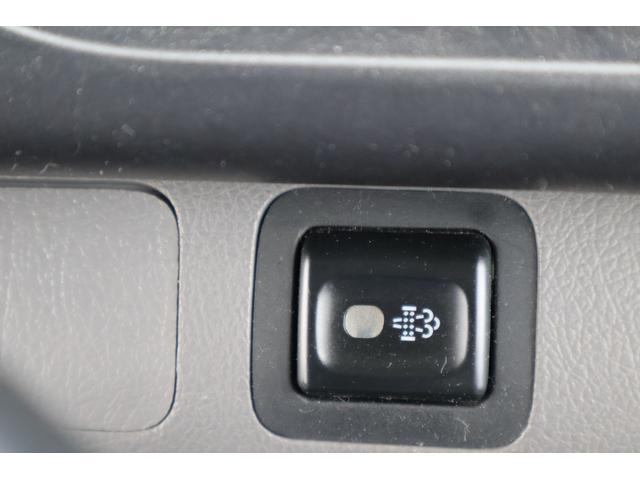 コースター 　ＬＸ　バス　ナビ　バックカメラ　電動格納ミラー　ＣＤ　ＤＶＤ再生（15枚目）