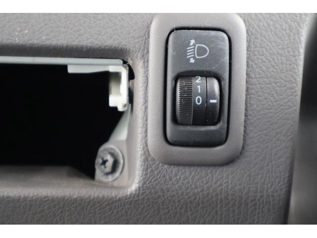 コースター 　ＬＸ　バス　ナビ　バックカメラ　電動格納ミラー　ＣＤ　ＤＶＤ再生（25枚目）