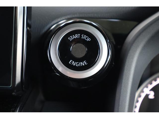 ランドクルーザー ＺＸ　４ＷＤ　全周囲カメラ　クリアランスソナー　オートクルーズコントロール　レーンアシスト　パワーシート　衝突被害軽減システム　ターボ　ＴＶ　オートマチックハイビーム　オートライト　ＬＥＤヘッドランプ（13枚目）