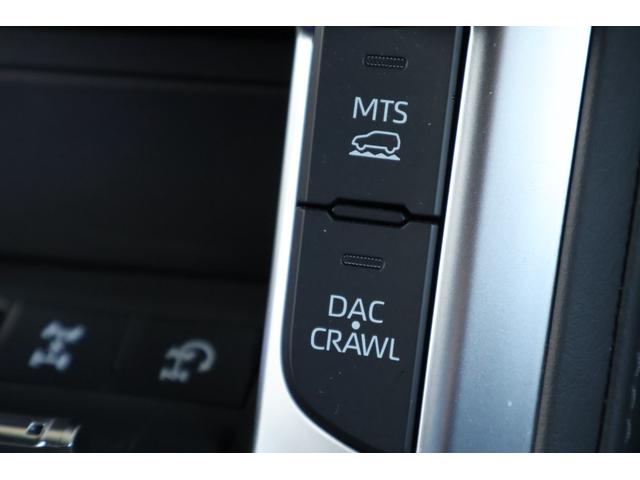 ランドクルーザー ＺＸ　４ＷＤ　全周囲カメラ　クリアランスソナー　オートクルーズコントロール　レーンアシスト　パワーシート　衝突被害軽減システム　ターボ　ＴＶ　オートマチックハイビーム　オートライト　ＬＥＤヘッドランプ（15枚目）