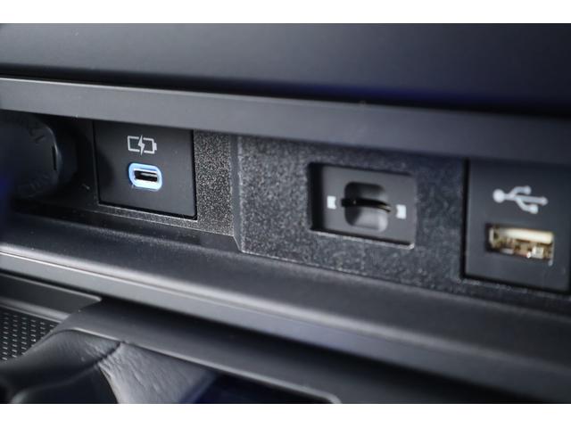 ランドクルーザー ＺＸ　４ＷＤ　全周囲カメラ　クリアランスソナー　オートクルーズコントロール　レーンアシスト　パワーシート　衝突被害軽減システム　ターボ　ＴＶ　オートマチックハイビーム　オートライト　ＬＥＤヘッドランプ（17枚目）