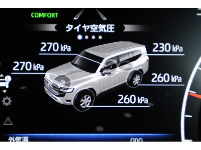 ランドクルーザー ＺＸ　４ＷＤ　全周囲カメラ　クリアランスソナー　オートクルーズコントロール　レーンアシスト　パワーシート　衝突被害軽減システム　ターボ　ＴＶ　オートマチックハイビーム　オートライト　ＬＥＤヘッドランプ（40枚目）