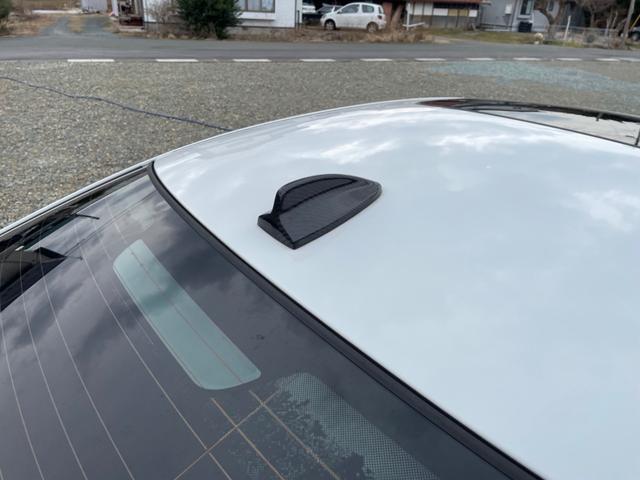 ３シリーズ ３３５ｉ　左ハンドル　ツインターボ　サンルーフ　ＢＬＩＴＺ車高調　シートヒーター付き電動黒革シート　純正ナビ　フルセグＴＶ　バックカメラ　障害物センサー　カロッツェリアＤＶＤプレーヤー　ＥＴＣ（20枚目）