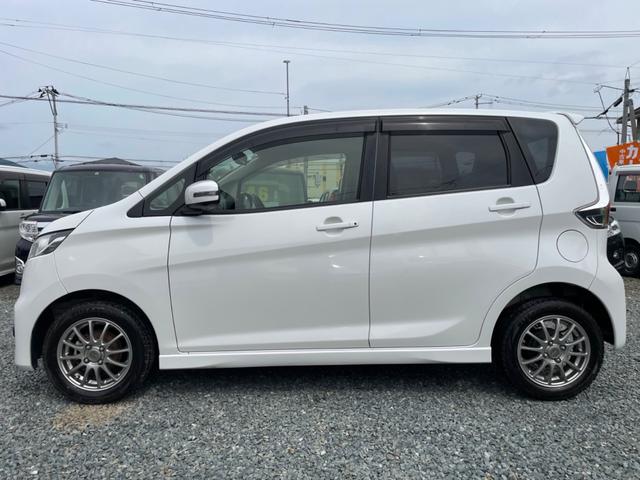 デイズ ハイウェイスター　Ｇ　車検Ｒ８年７月　アイドリングストップ　ルームミラー内蔵全周囲カメラ　バックカメラ　ＨＤＤナビ　フルセグＴＶ　タッチパネル式オートエアコン（8枚目）