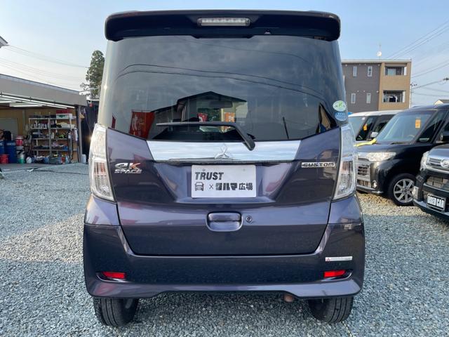 ｅＫスペースカスタム カスタムＴ　ターボ　横滑り防止装置　両側電動スライドドア　前後ドライブレーダー　ルームミラー内蔵バックカメラ　ＳＤナビ　フルセグＴＶ　タッチパネル式オートエアコン　ＥＴＣ（4枚目）