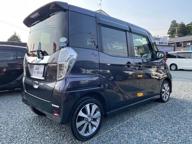 ｅＫスペースカスタム カスタムＴ　ターボ　横滑り防止装置　両側電動スライドドア　前後ドライブレーダー　ルームミラー内蔵バックカメラ　ＳＤナビ　フルセグＴＶ　タッチパネル式オートエアコン　ＥＴＣ（9枚目）
