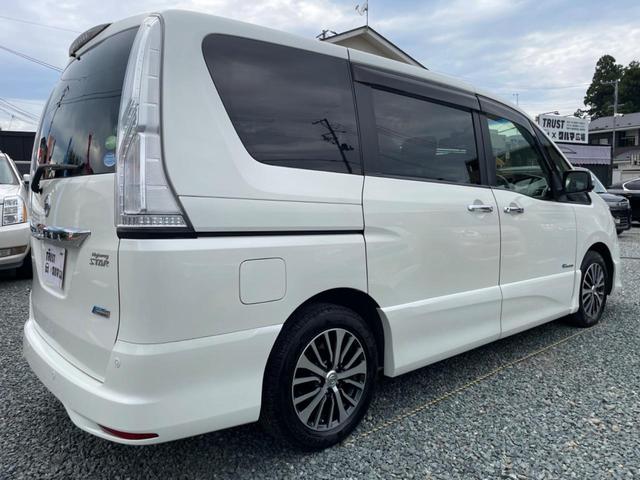 セレナ ハイウェイスターＳ－ＨＶアドバンスドセーフティパック　衝突被害軽減ブレーキ　車線逸脱警報　クルーズコントロール　アイドリングストップ　横滑り防止装置　障害物センサー　全周囲カメラ　両側電動スライドドア　ＳＤナビ　Ｂｌｕｅｔｏｏｔｈオーディオ　後席モニター（9枚目）