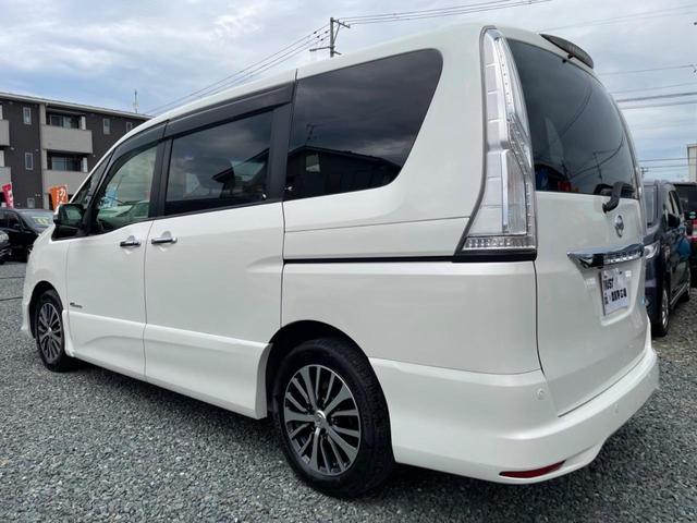 セレナ ハイウェイスターＳ－ＨＶアドバンスドセーフティパック　衝突被害軽減ブレーキ　車線逸脱警報　クルーズコントロール　アイドリングストップ　横滑り防止装置　障害物センサー　全周囲カメラ　両側電動スライドドア　ＳＤナビ　Ｂｌｕｅｔｏｏｔｈオーディオ　後席モニター（11枚目）
