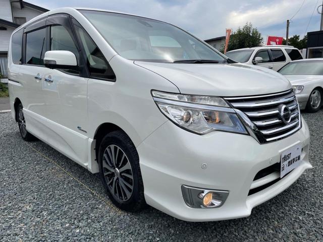 セレナ ハイウェイスターＳ－ＨＶアドバンスドセーフティパック　衝突被害軽減ブレーキ　車線逸脱警報　クルーズコントロール　アイドリングストップ　横滑り防止装置　障害物センサー　全周囲カメラ　両側電動スライドドア　ＳＤナビ　Ｂｌｕｅｔｏｏｔｈオーディオ　後席モニター（14枚目）