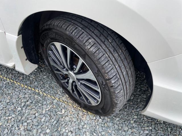 セレナ ハイウェイスターＳ－ＨＶアドバンスドセーフティパック　衝突被害軽減ブレーキ　車線逸脱警報　クルーズコントロール　アイドリングストップ　横滑り防止装置　障害物センサー　全周囲カメラ　両側電動スライドドア　ＳＤナビ　Ｂｌｕｅｔｏｏｔｈオーディオ　後席モニター（18枚目）