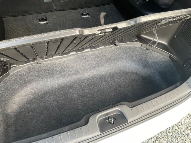 セレナ ハイウェイスターＳ－ＨＶアドバンスドセーフティパック　衝突被害軽減ブレーキ　車線逸脱警報　クルーズコントロール　アイドリングストップ　横滑り防止装置　障害物センサー　全周囲カメラ　両側電動スライドドア　ＳＤナビ　Ｂｌｕｅｔｏｏｔｈオーディオ　後席モニター（63枚目）