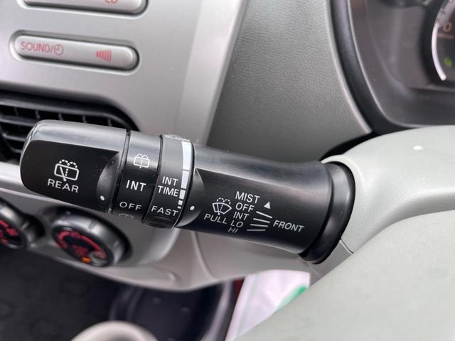 アイ 　４ＷＤ　リアエンジン　純正ＣＤデッキ　運転席シートヒーター　デジタルメーター　スマートキー（22枚目）
