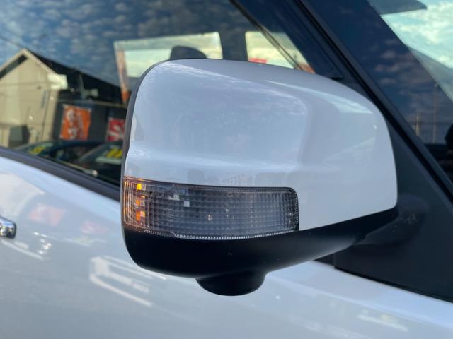 セレナ ハイウェイスター　Ｖセレクション＋セーフティ　Ａセフ　４ＷＤ　衝突被害軽減ブレーキ　車線逸脱警報　クルーズコントロール　アイドリングストップ　横滑り防止装置　障害物センサー　全周囲カメラ　両側電動スライドドア　ワイドナビ　Ｂｌｕｅｔｏｏｔｈオーディオ（15枚目）