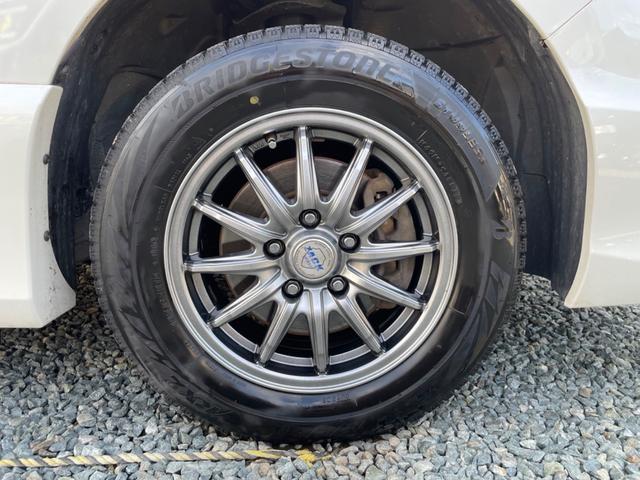 セレナ ハイウェイスター　Ｖセレクション＋セーフティ　Ａセフ　４ＷＤ　衝突被害軽減ブレーキ　車線逸脱警報　クルーズコントロール　アイドリングストップ　横滑り防止装置　障害物センサー　全周囲カメラ　両側電動スライドドア　ワイドナビ　Ｂｌｕｅｔｏｏｔｈオーディオ（16枚目）