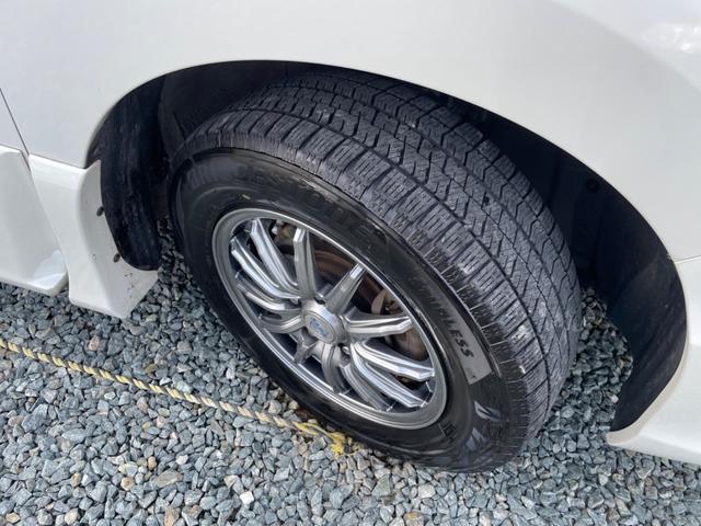 セレナ ハイウェイスター　Ｖセレクション＋セーフティ　Ａセフ　４ＷＤ　衝突被害軽減ブレーキ　車線逸脱警報　クルーズコントロール　アイドリングストップ　横滑り防止装置　障害物センサー　全周囲カメラ　両側電動スライドドア　ワイドナビ　Ｂｌｕｅｔｏｏｔｈオーディオ（17枚目）