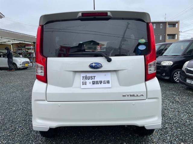 ステラ Ｌ　スマートアシスト　４ＷＤ　衝突被害軽減ブレーキ　アイドリングストップ　横滑り防止装置　スマートフォン連携ナビ　ワンセグＴＶ　Ｂｌｕｅｔｏｏｔｈオーディオ（4枚目）