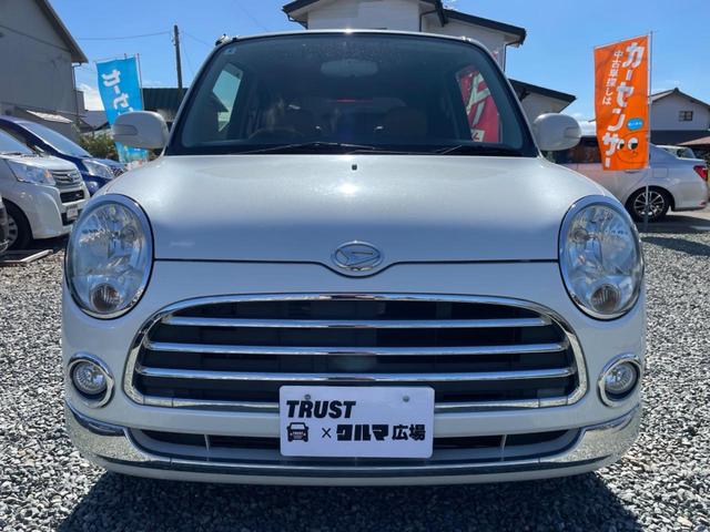 ミラジーノ プレミアムＸ　車検Ｒ９年４月　タイミングベルト交換記録有り　ハーフレザーシート　社外ＣＤデッキ　ウッドパネル　ｍｏｍｏウッドステアリング　キーレスエントリー（3枚目）