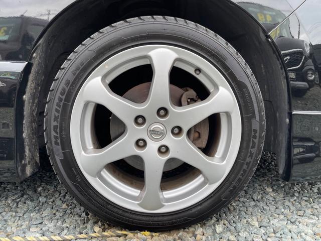 セレナ ライダー　ブラックライン　４ＷＤ　パノラミックルーフ　アイドリングストップ　クルーズコントロール　横滑り防止装置　両側電動スライドドア　ＨＤＤナビ　フルセグＴＶ　バックカメラ　後席モニター　ＥＴＣ（16枚目）