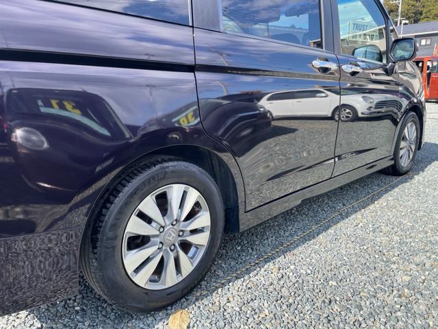 ステップワゴンスパーダ Ｚ　クルーズコントロール　アイドリングストップ　横滑り防止装置　両側電動スライドドア　パドルシフト　ワイドナビ　フルセグＴＶ　Ｂｌｕｅｔｏｏｔｈオーディオ　バックカメラ　ＥＴＣ（10枚目）