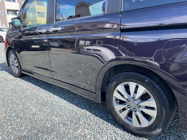 ステップワゴンスパーダ Ｚ　クルーズコントロール　アイドリングストップ　横滑り防止装置　両側電動スライドドア　パドルシフト　ワイドナビ　フルセグＴＶ　Ｂｌｕｅｔｏｏｔｈオーディオ　バックカメラ　ＥＴＣ（12枚目）