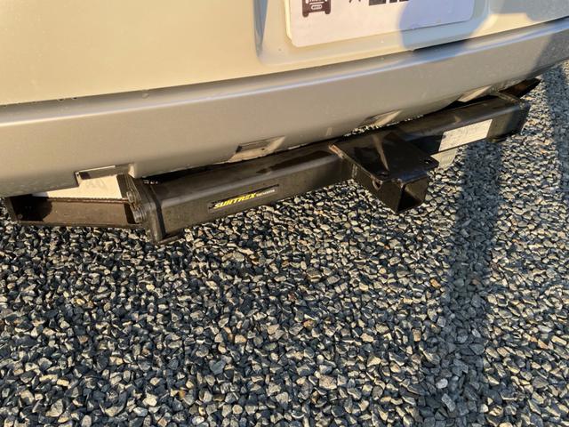 デリカD:5 G ナビパッケージ 切替4WD 車検R8年3月 ヒッチメンバー付き クルーズコントロール 横滑り防止装置 フロントカメラ サイドカメラ バックカメラ 片側電動スライドドア HDDナビ フルセグTV ETC(4枚目)