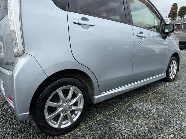 ムーヴ カスタム　Ｘ　ＳＡ　４ＷＤ　車検Ｒ８年９月　衝突被害軽減ブレーキ　アイドリングストップ　横滑り防止装置　ＳＤナビ　フルセグＴＶ（9枚目）