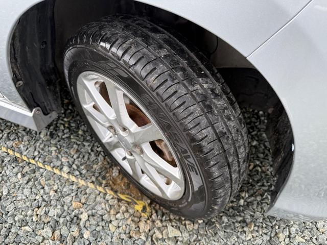 ムーヴ カスタム　Ｘ　ＳＡ　４ＷＤ　車検Ｒ８年９月　衝突被害軽減ブレーキ　アイドリングストップ　横滑り防止装置　ＳＤナビ　フルセグＴＶ（17枚目）