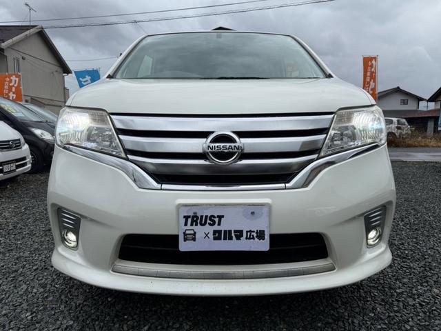 セレナ ハイウェイスター　Ｖセレクション　クルーズコントロール　アイドリングストップ　横滑り防止装置　両側電動スライドドア　ＳＤナビ　フルセグＴＶ　Ｂｌｕｅｔｏｏｔｈオーディオ　バックカメラ　後席モニター　ＥＴＣ　ドライブレコーダー（12枚目）