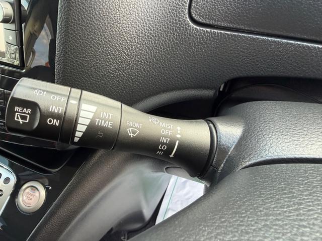 セレナ ハイウェイスター　Ｖセレクション　クルーズコントロール　アイドリングストップ　横滑り防止装置　両側電動スライドドア　ＳＤナビ　フルセグＴＶ　Ｂｌｕｅｔｏｏｔｈオーディオ　バックカメラ　後席モニター　ＥＴＣ　ドライブレコーダー（23枚目）