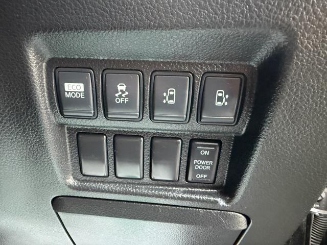 エルグランド ２５０ハイウェイスターアーバンクロム　横滑り防止装置　両側電動スライドドア　ハーフレザーシート　ＨＤＤナビ　フルセグＴＶ　Ｂｌｕｅｔｏｏｔｈオーディオ　バックカメラ　後席モニター　ＥＴＣ（26枚目）