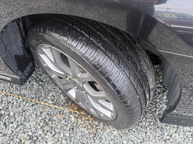 オデッセイ アブソルート　４ＷＤ　車検Ｒ８年５月　クルーズコントロール　横滑り防止装置　パドルシフト　ハーフレザーシート　純正ナビ　フルセグＴＶ　Ｂｌｕｅｔｏｏｔｈオーディオ　バックカメラ　エンジンスターター（16枚目）