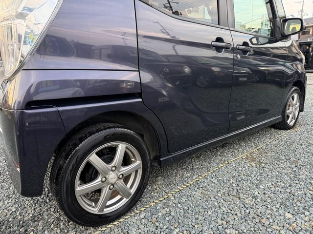 デイズルークス ハイウェイスター S 4WD 車検R9年9月 アイドリングストップ 両側スライドドア 純正CDデッキ タッチパネル式オートエアコン ETC(9枚目)