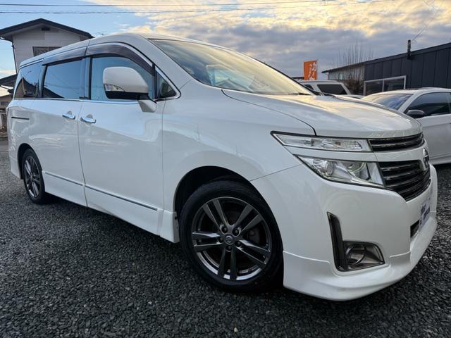 エルグランド ２５０ハイウェイスターアーバンクロム　切替４ＷＤ　横滑り防止装置　両側電動スライドドア　ハーフレザーシート　ＳＤナビ　フルセグＴＶ　Ｂｌｕｅｔｏｏｔｈオーディオ　バックカメラ　後席モニター　ＥＴＣ（4枚目）