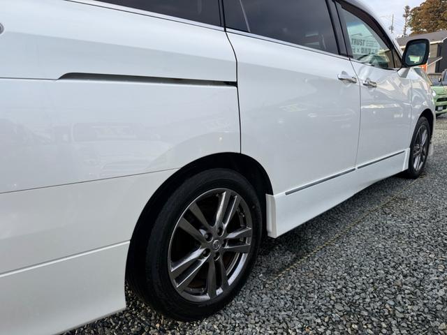 エルグランド ２５０ハイウェイスターアーバンクロム　切替４ＷＤ　横滑り防止装置　両側電動スライドドア　ハーフレザーシート　ＳＤナビ　フルセグＴＶ　Ｂｌｕｅｔｏｏｔｈオーディオ　バックカメラ　後席モニター　ＥＴＣ（9枚目）