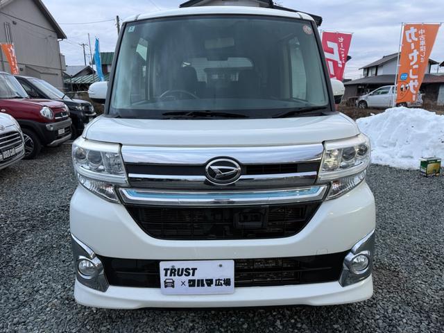 タント カスタムＲＳ　ＳＡ　４ＷＤ　ターボ　車検Ｒ９年２月　衝突被害軽減ブレーキ　アイドリングストップ　横滑り防止装置　両側電動スライドドア　ＳＤナビ　フルセグＴＶ　Ｂｌｕｅｔｏｏｔｈオーディオ（2枚目）