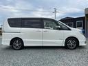 セレナ ハイウェイスターＳ－ＨＶアドバンスドセーフティパック　衝突被害軽減ブレーキ　車線逸脱警報　クルーズコントロール　アイドリングストップ　横滑り防止装置　障害物センサー　全周囲カメラ　両側電動スライドドア　ＳＤナビ　Ｂｌｕｅｔｏｏｔｈオーディオ　後席モニター（7枚目）