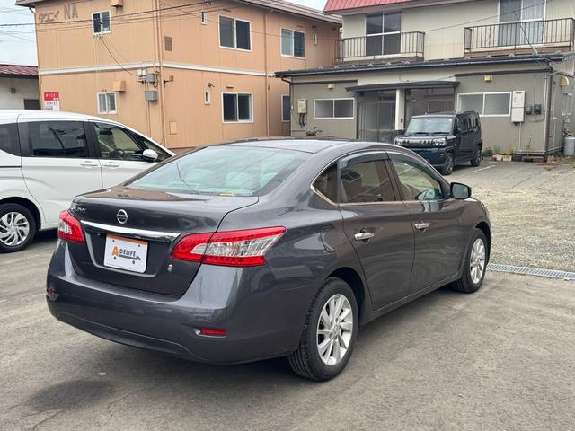 シルフィ １．８Ｇ　ナビ　ＴＶ　バックカメラ　トランクスルー（8枚目）