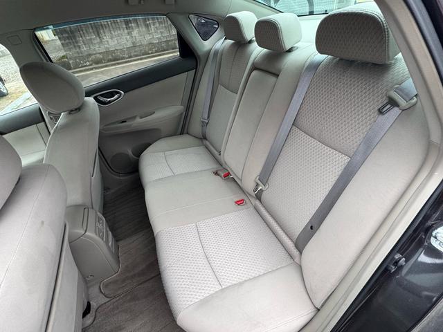 シルフィ １．８Ｇ　ナビ　ＴＶ　バックカメラ　トランクスルー（13枚目）