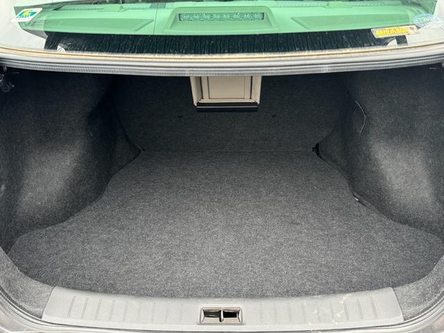 シルフィ １．８Ｇ　ナビ　ＴＶ　バックカメラ　トランクスルー（17枚目）