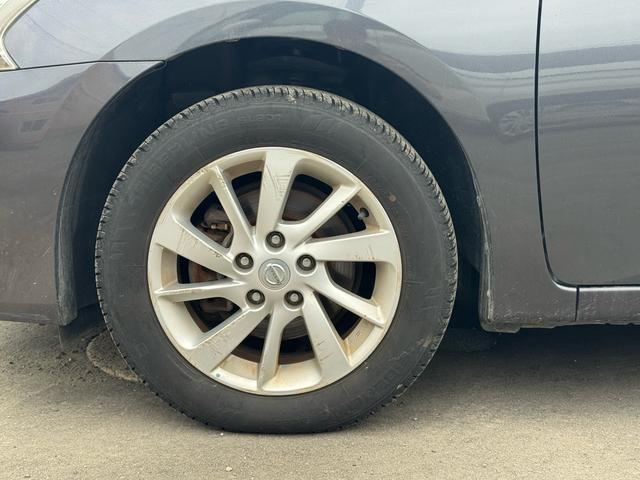 シルフィ １．８Ｇ　ナビ　ＴＶ　バックカメラ　トランクスルー（18枚目）