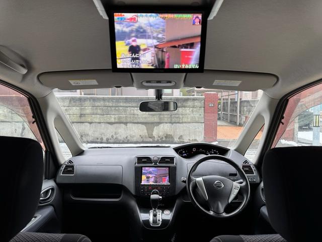 セレナ ハイウェイスター Jパッケージ 4WD 寒冷地仕様 CVT 純正アルミホイールHIDヘッドランプ アルパイン8インチナビTVアルパイン10・2インチ後席モニター(12枚目)