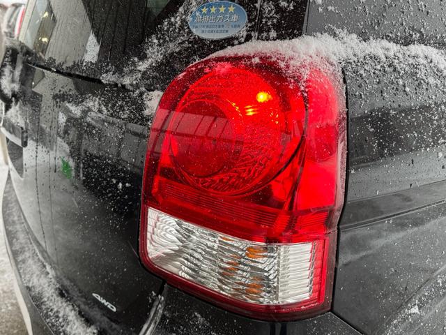 ポルテ Ｆ　４ＷＤ　寒冷地仕様　純正ナビゲーション　ＥＴＣ　１５インチ社外アルミホイール　助手席側オートスライドドア（67枚目）