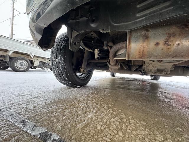 ポルテ Ｆ　４ＷＤ　寒冷地仕様　純正ナビゲーション　ＥＴＣ　１５インチ社外アルミホイール　助手席側オートスライドドア（77枚目）