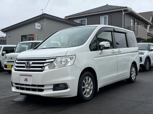 ステップワゴン Ｇ　インターナビ　コンフォートセレクション　２ＷＤ　　両側オートスライドドア　純正ＨＩＤヘッドランプ　純正１０．２インチ後席モニター　純正エンジンスターター（2枚目）