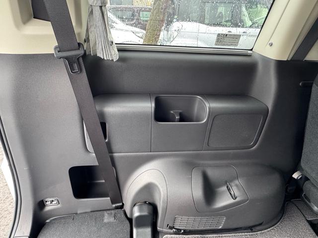 ステップワゴン Ｇ　インターナビ　コンフォートセレクション　２ＷＤ　　両側オートスライドドア　純正ＨＩＤヘッドランプ　純正１０．２インチ後席モニター　純正エンジンスターター（20枚目）