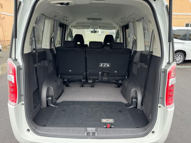 ステップワゴン Ｇ　インターナビ　コンフォートセレクション　２ＷＤ　　両側オートスライドドア　純正ＨＩＤヘッドランプ　純正１０．２インチ後席モニター　純正エンジンスターター（24枚目）