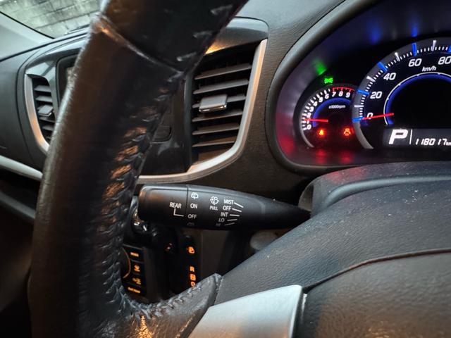 ワゴンＲスティングレー スティングレーＸ　４ＷＤ　ＣＶＴ　寒冷地仕様　スマートフォン連携ナビＴＶ　　純正１４インチアルミホイール（47枚目）