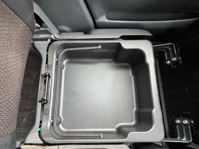 ルークス ハイウェイスター　４ＷＤ　ＣＶＴ　寒冷地仕様　純正１４インチアルミホイール　純正エンジンスターター（47枚目）